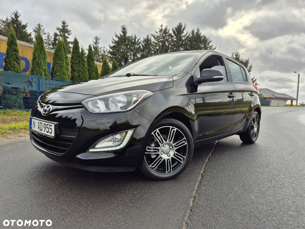 Hyundai i20 1.2 Fifa World Cup Edition - 2
