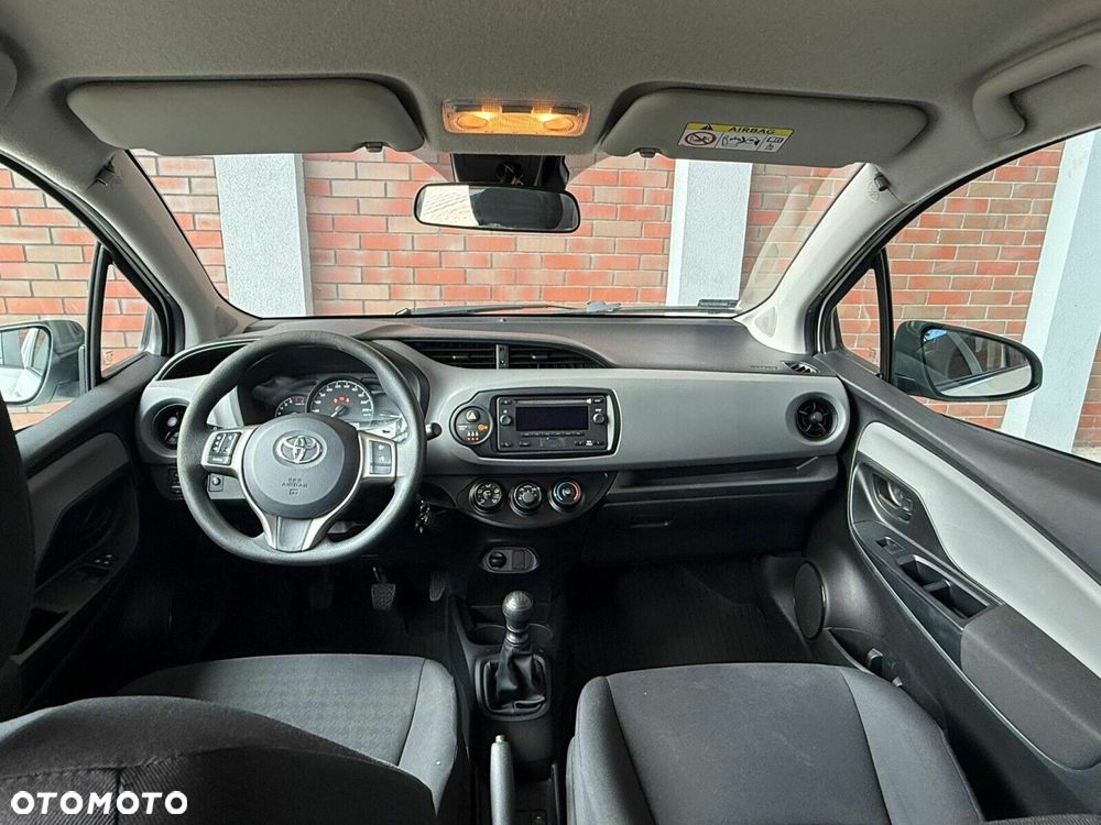 Toyota Yaris - 13