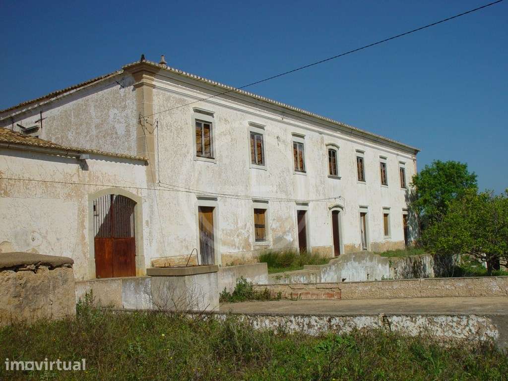 Prédio em Monte da Patã, Albufeira - Grande imagem: 3/13