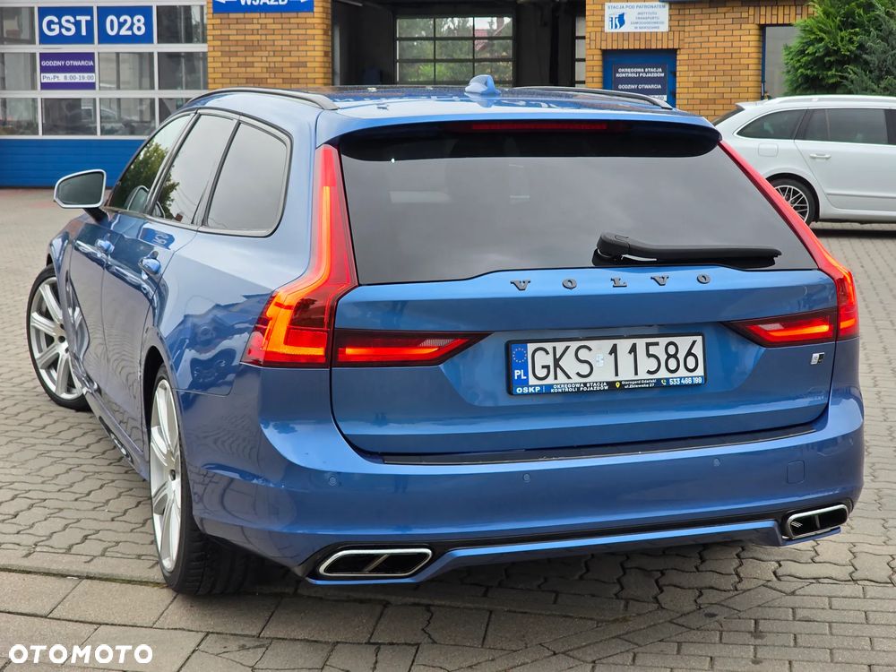 Volvo V90 D4 SCR AWD R-Design - 24