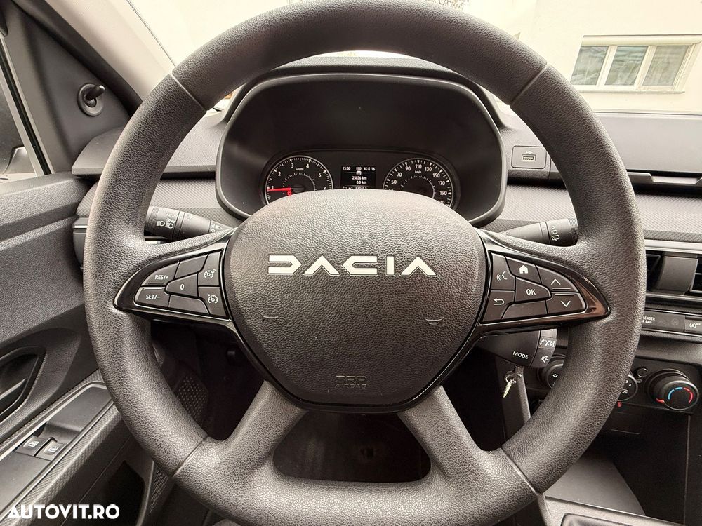 Dacia Sandero TCe 90 Essential - 7
