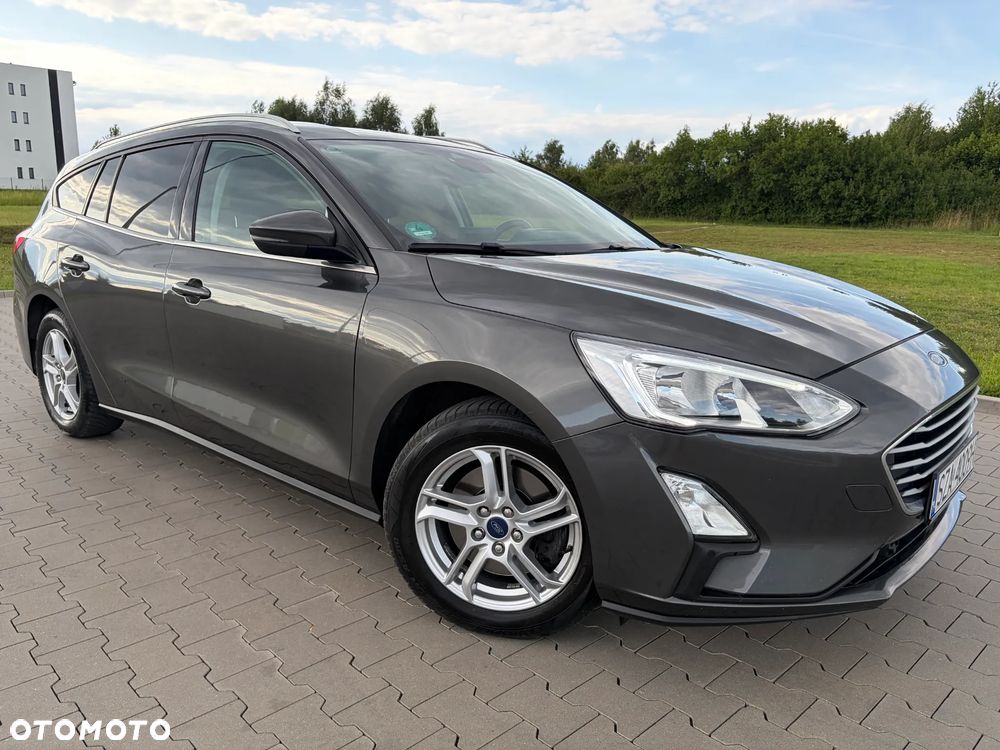 Ford Focus 1.5 EcoBlue Start-Stopp-System TITANIUM DESIGN - 13
