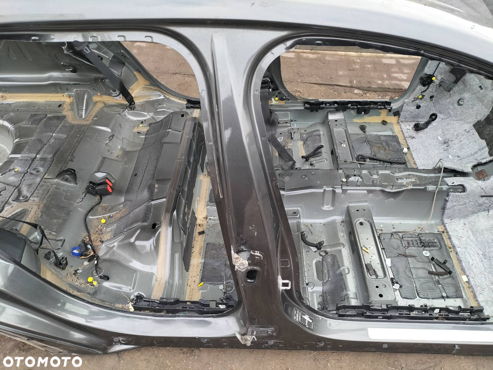 PRÓG PRAWY + SŁUPEK ŚRODKOWY FORD FOCUS MK4 KOMBI BJ - 4