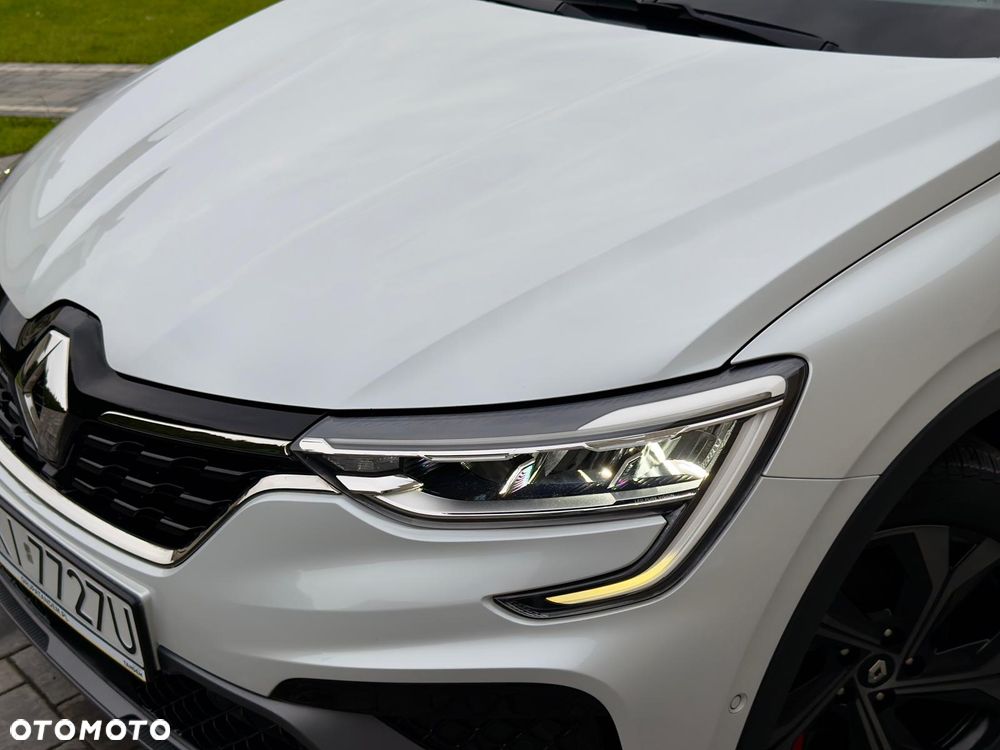 Renault Arkana 1.6 E-TECH R.S Line MMT - 12