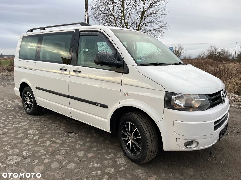 Volkswagen Caravelle - 19