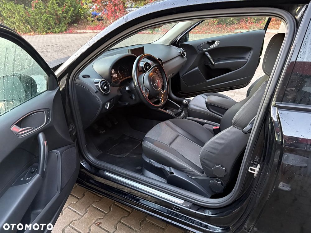 Audi A1 2011 photo 5