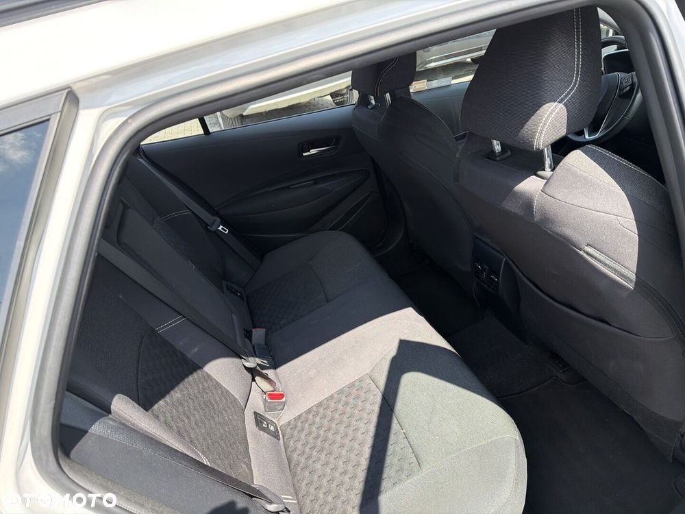 Toyota Corolla 1.8 Hybrid Comfort - 9