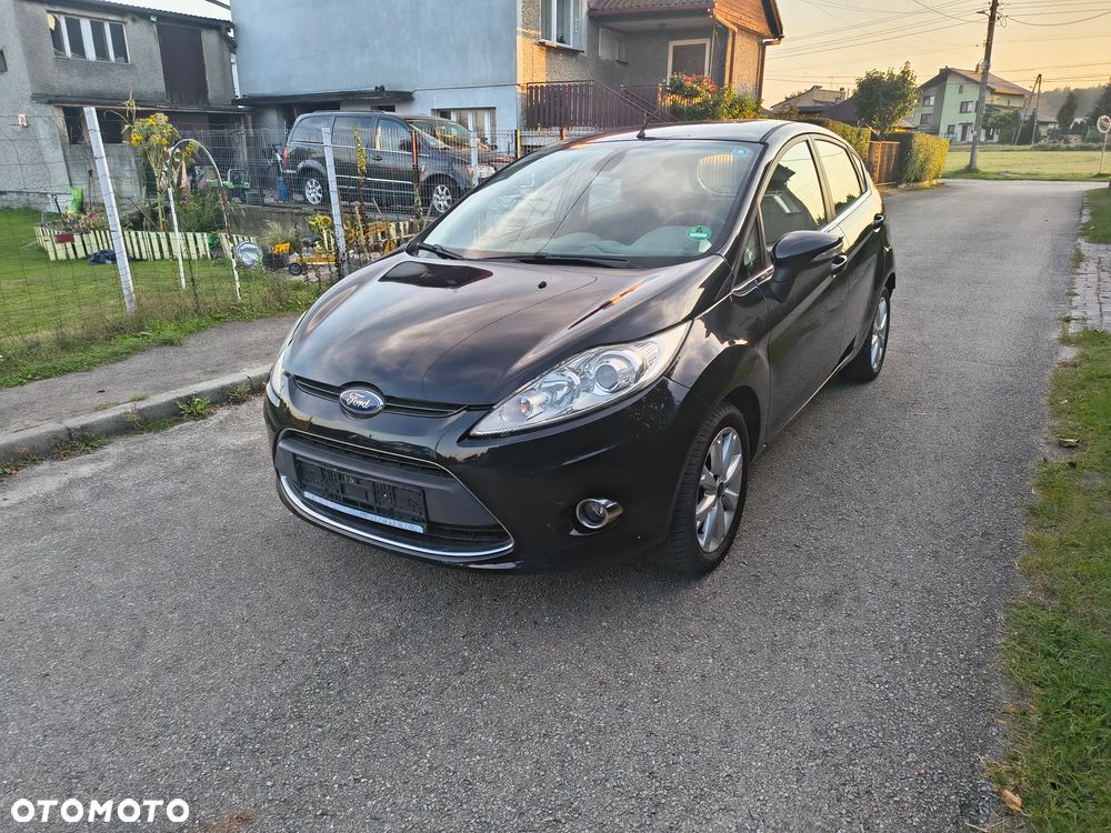 Ford Fiesta - 17