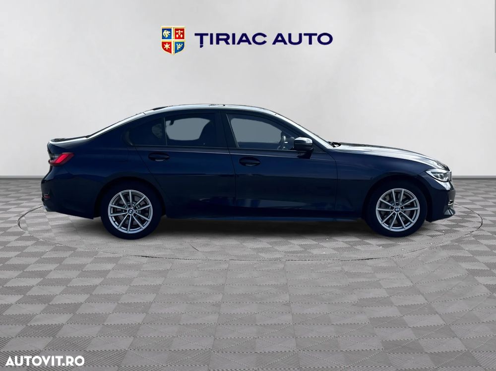 BMW Seria 3 330i xDrive AT - 7