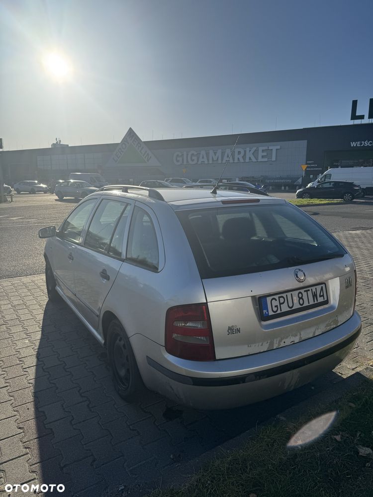 Skoda Fabia - 8