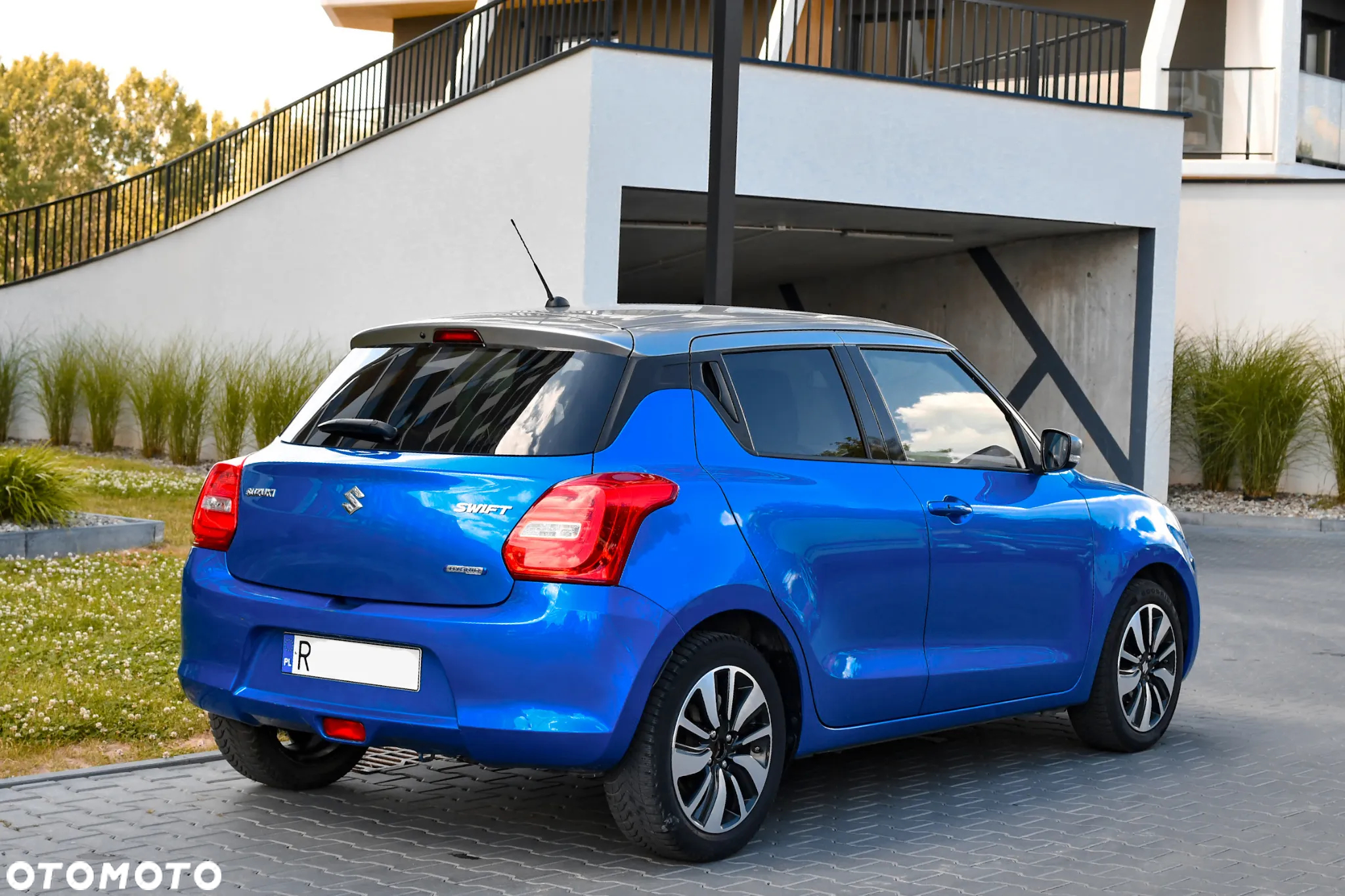 Suzuki Swift 1.2 SHVS Premium Plus - 5