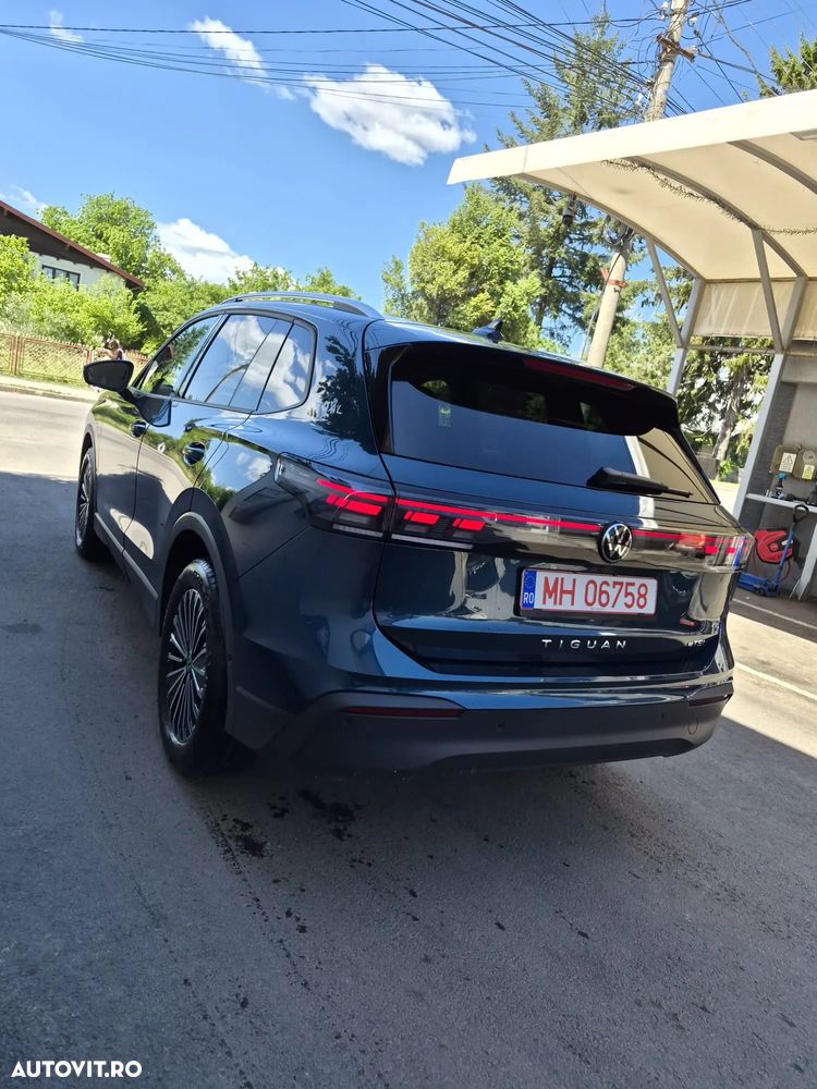 Volkswagen Tiguan - 5