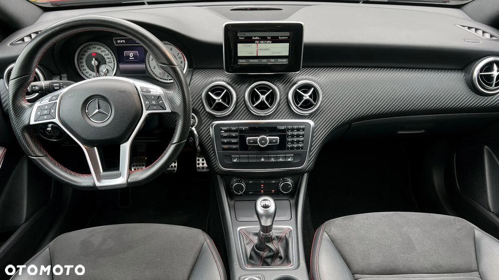 Mercedes-Benz Klasa A 180 AMG Line - 19