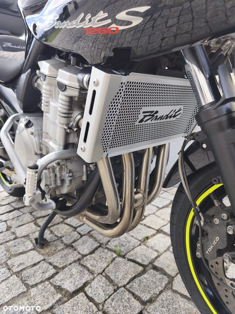 Suzuki Bandit - 14