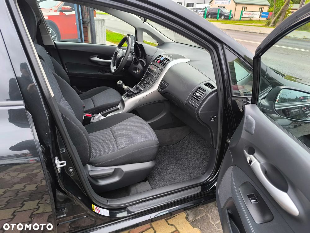 Toyota Auris 1.6 Sprint - 14
