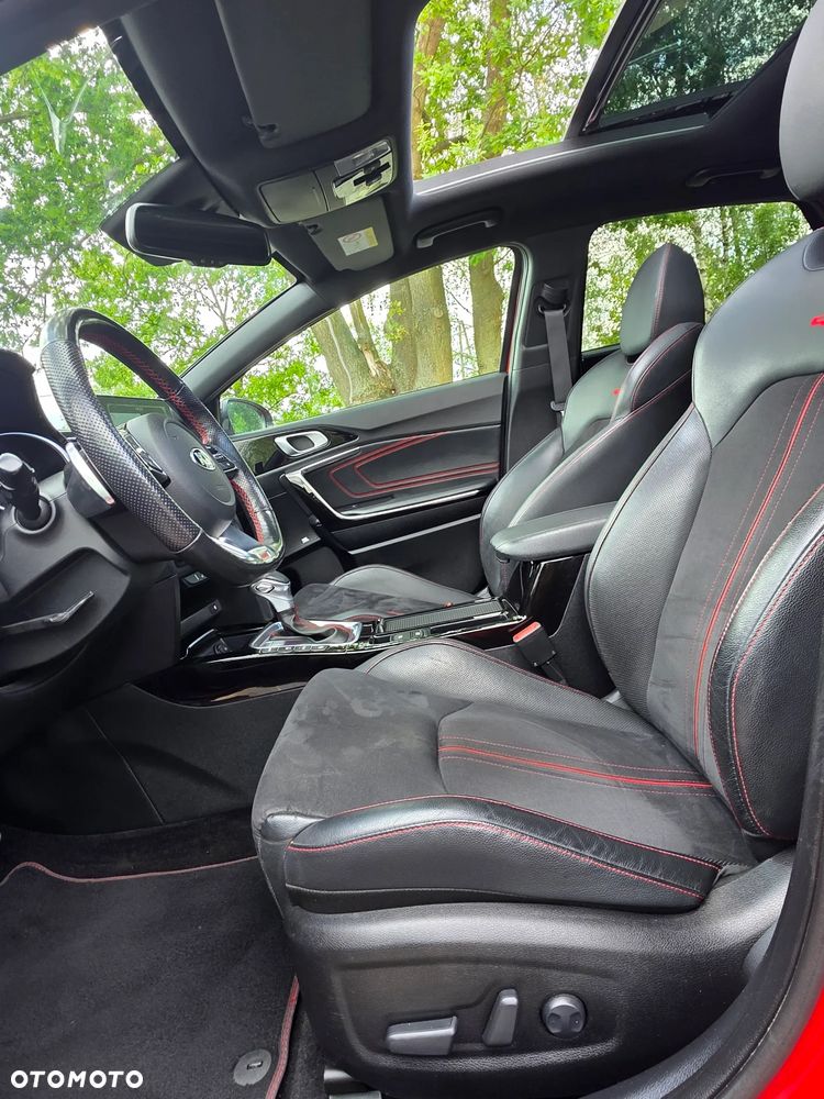 Kia ProCeed 1.6 T-GDI GT DCT - 6