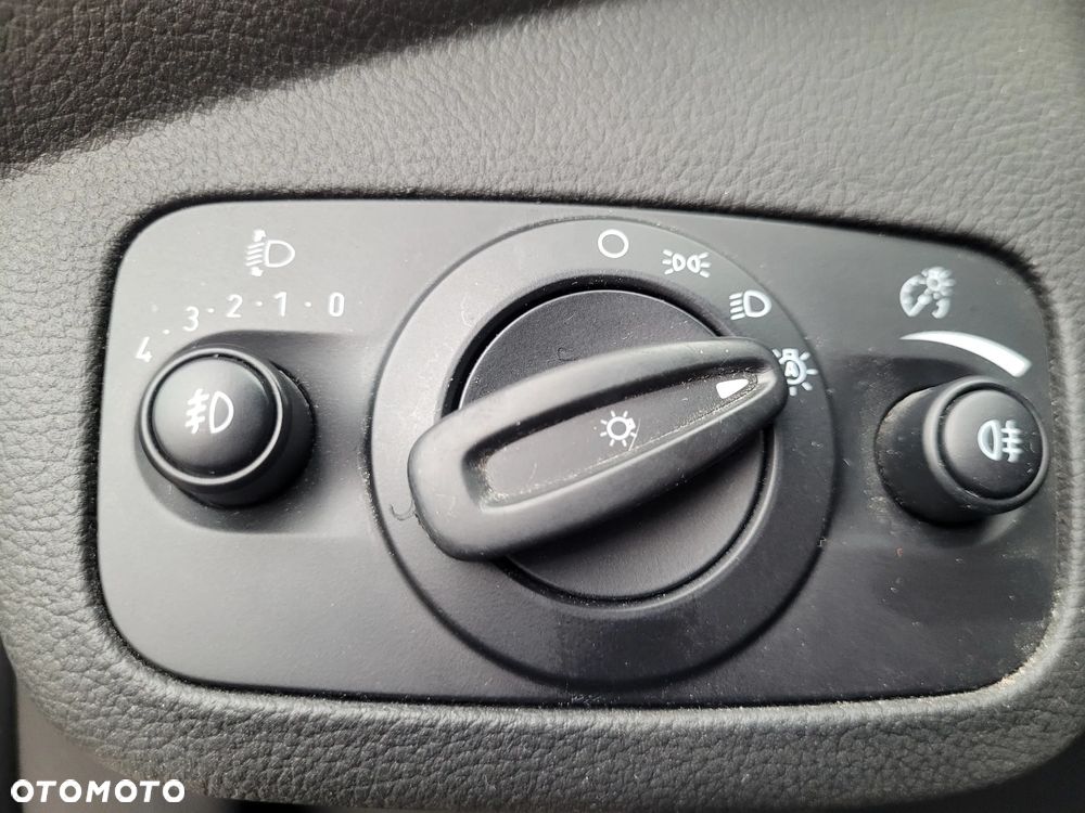 Ford S-Max 2.0 FF Trend - 22