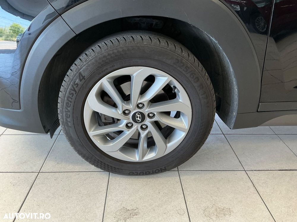 Hyundai Tucson blue 1.7 CRDi 2WD DCT Style - 16