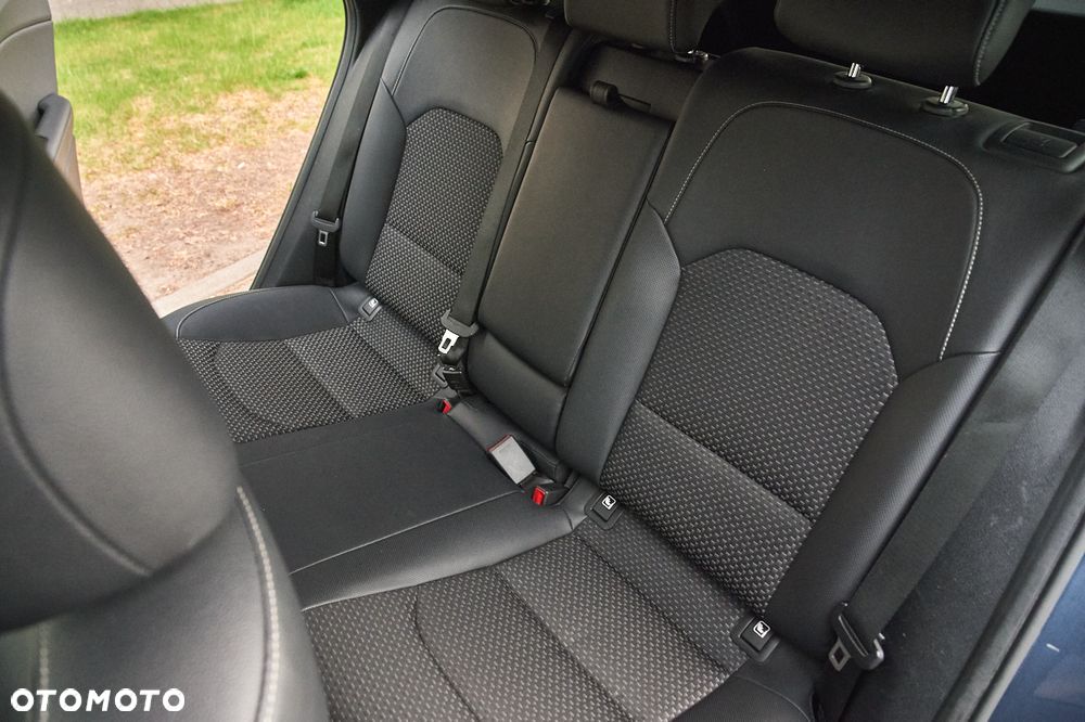 Kia Ceed 1.6 CRDi GT Line - 22