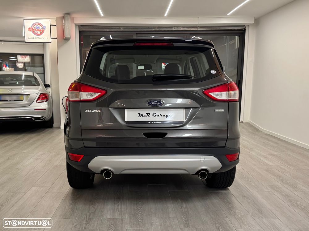 Ford Kuga 1.5 EcoBoost Titanium - 4