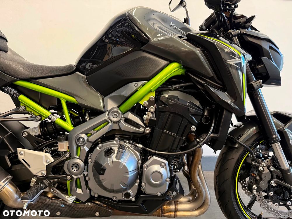 Kawasaki Z 900 - 14