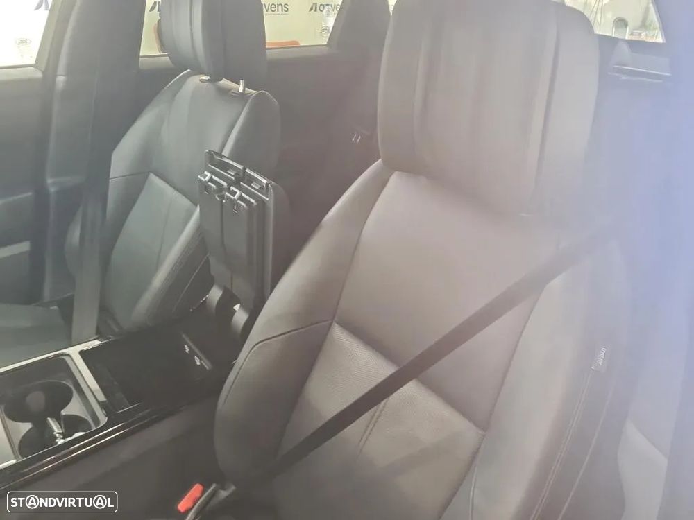 Land Rover Range Rover Velar 2.0 P400e AWD Dynamic HSE - 8