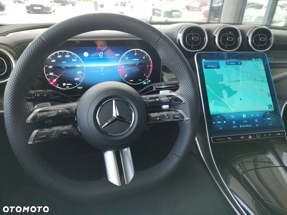 Mercedes-Benz GLC - 9