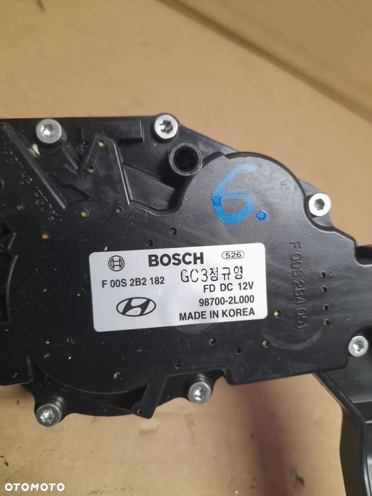 SILNICZEK WYCIERACZKI TYŁ HYUNDAI I30 I 1 FD (2007-2010) HB 98700-2L000 - 2