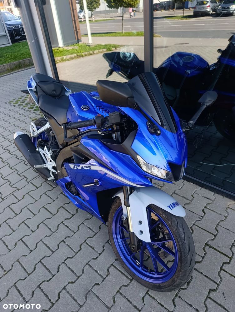 Yamaha YZF - 15
