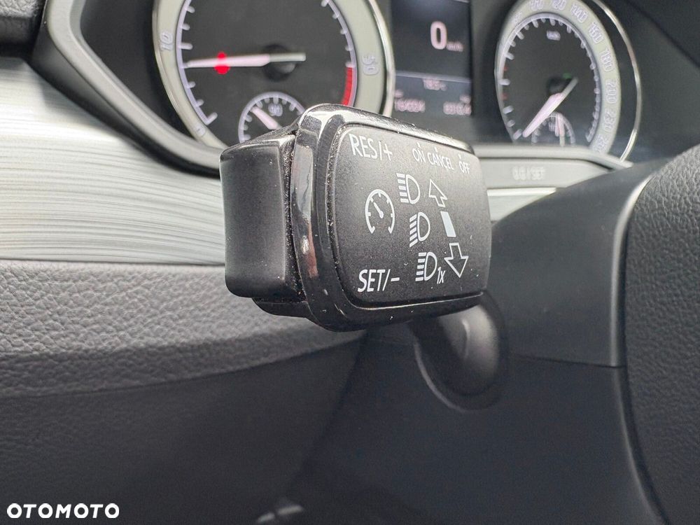 Skoda Superb 2.0 TDI Ambition DSG - 26