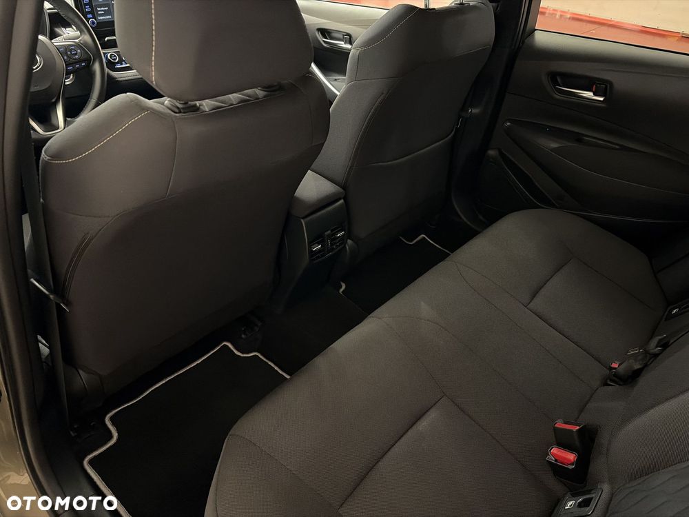 Toyota Corolla 1.8 Hybrid Comfort - 11