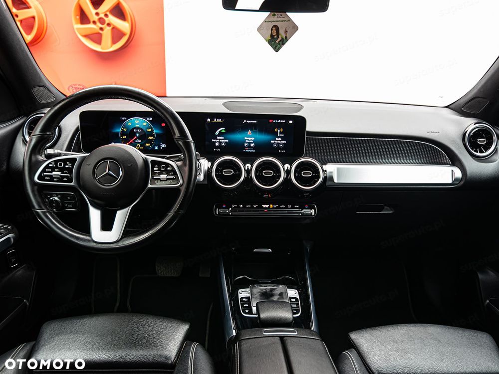 Mercedes-Benz GLB 200 d Progressive 8G-DCT - 11