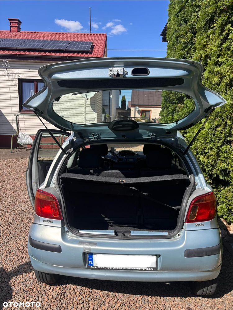 Toyota Yaris - 7