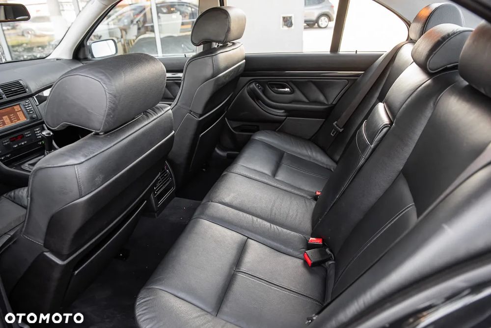 BMW Seria 5 - 24