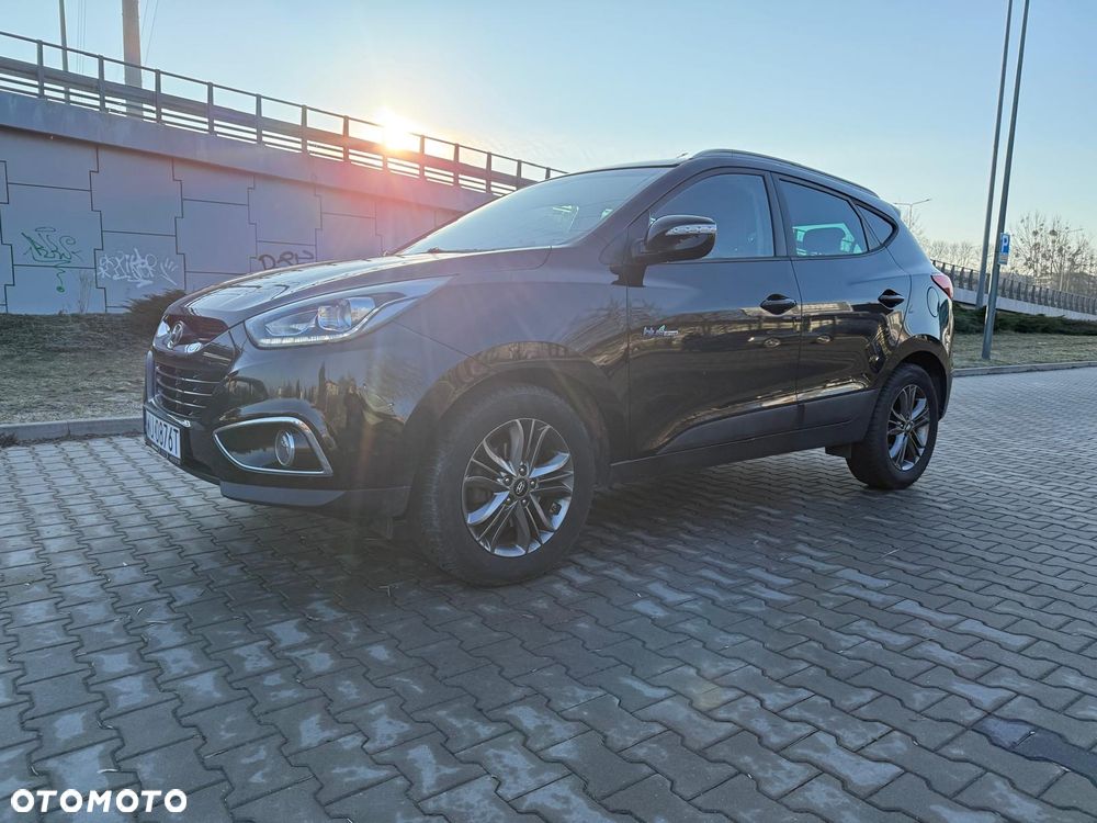 Hyundai ix35 1.7 CRDi 2WD blue Finale Gold - 27
