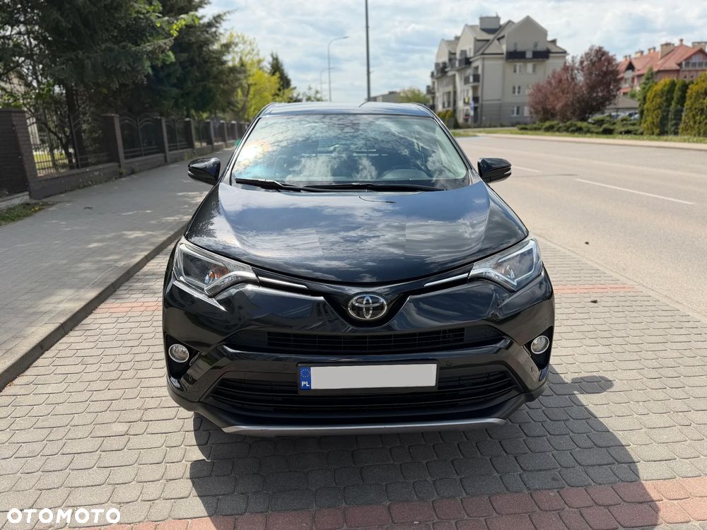 Toyota RAV4 2.0 D-4D Premium 4x2 - 2