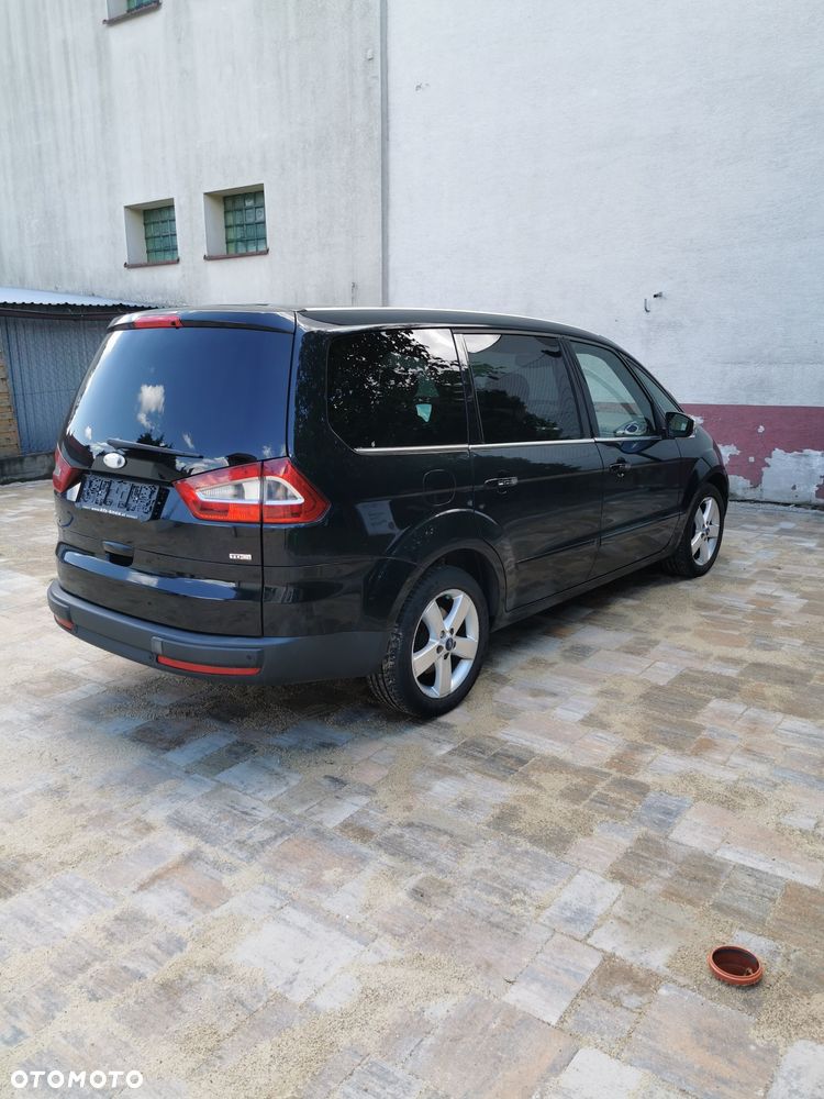 Ford Galaxy - 2