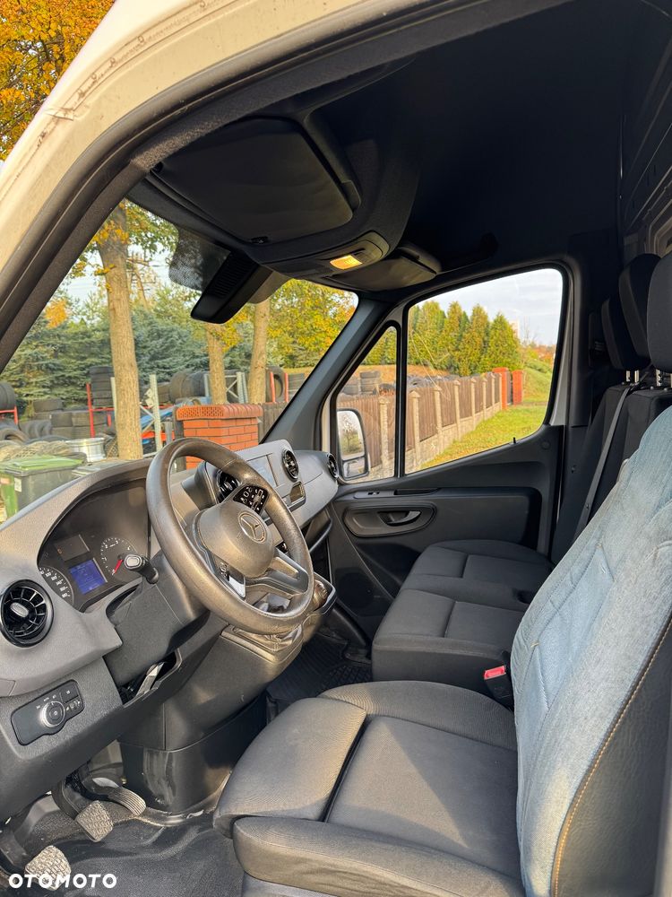 Mercedes-Benz Sprinter - 7