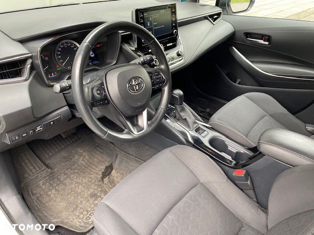 Toyota Corolla 1.8 Hybrid Comfort - 22