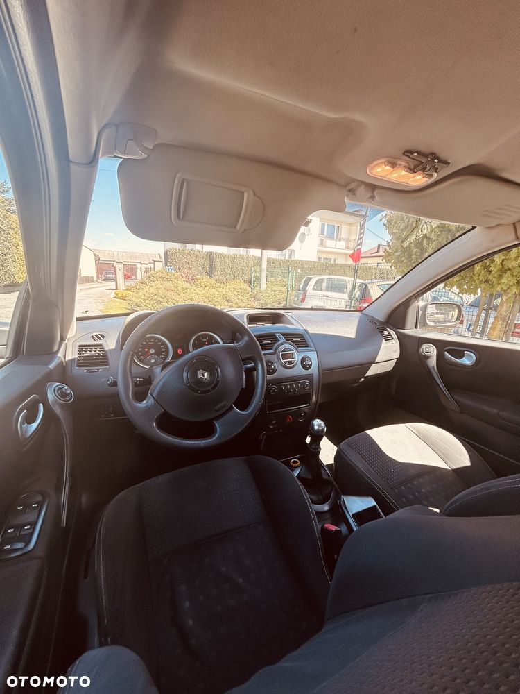 Renault Megane - 8