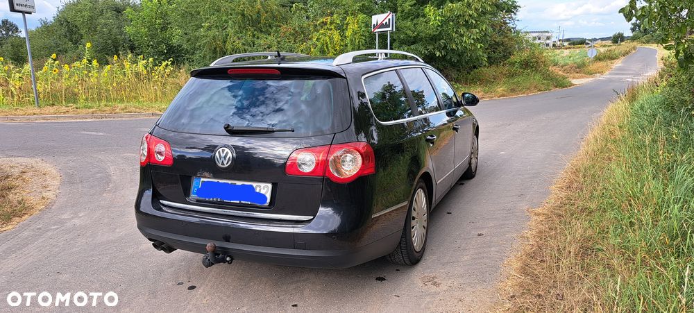 Volkswagen Passat 2.0 TDI DPF Sportline - 5