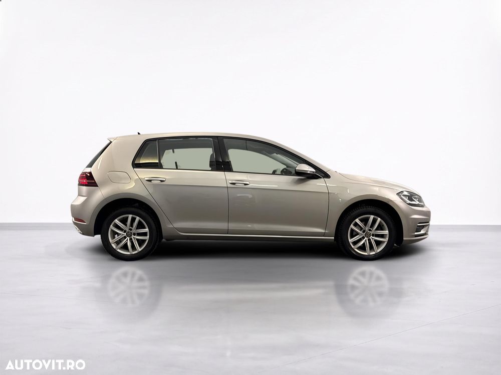Volkswagen Golf - 7