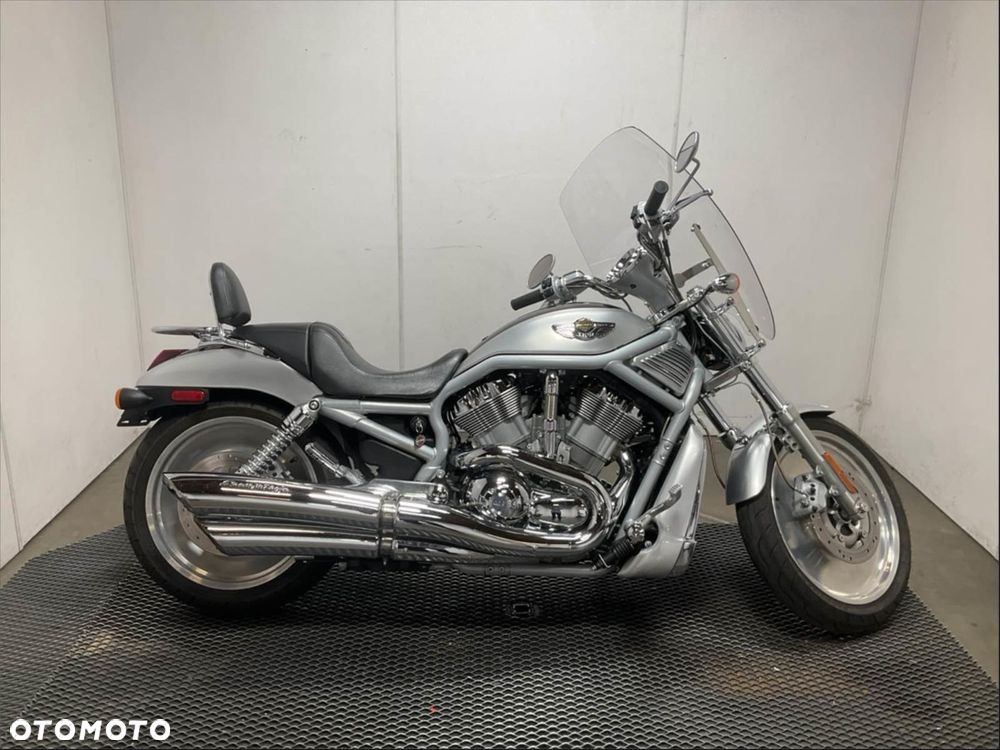 Harley-Davidson Softail V-Rod - 1