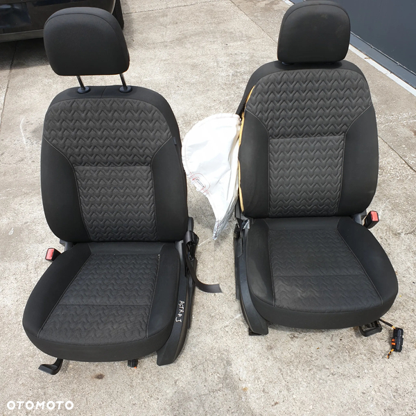 OPEL ASTRA IV 4 J FOTEL PRAWY POSZYCIE GABKA