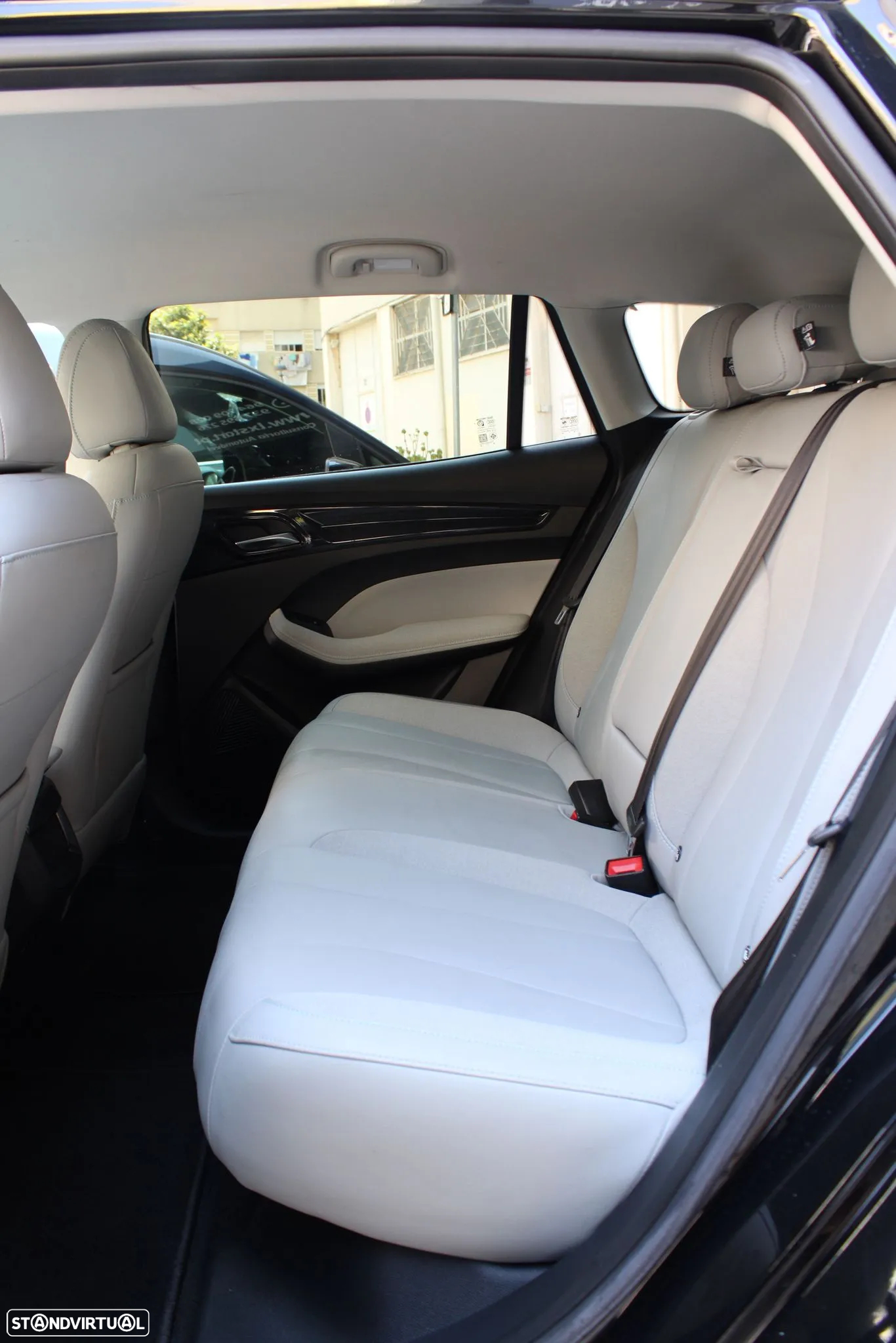 MG MG5 51 kWh Luxury - 27
