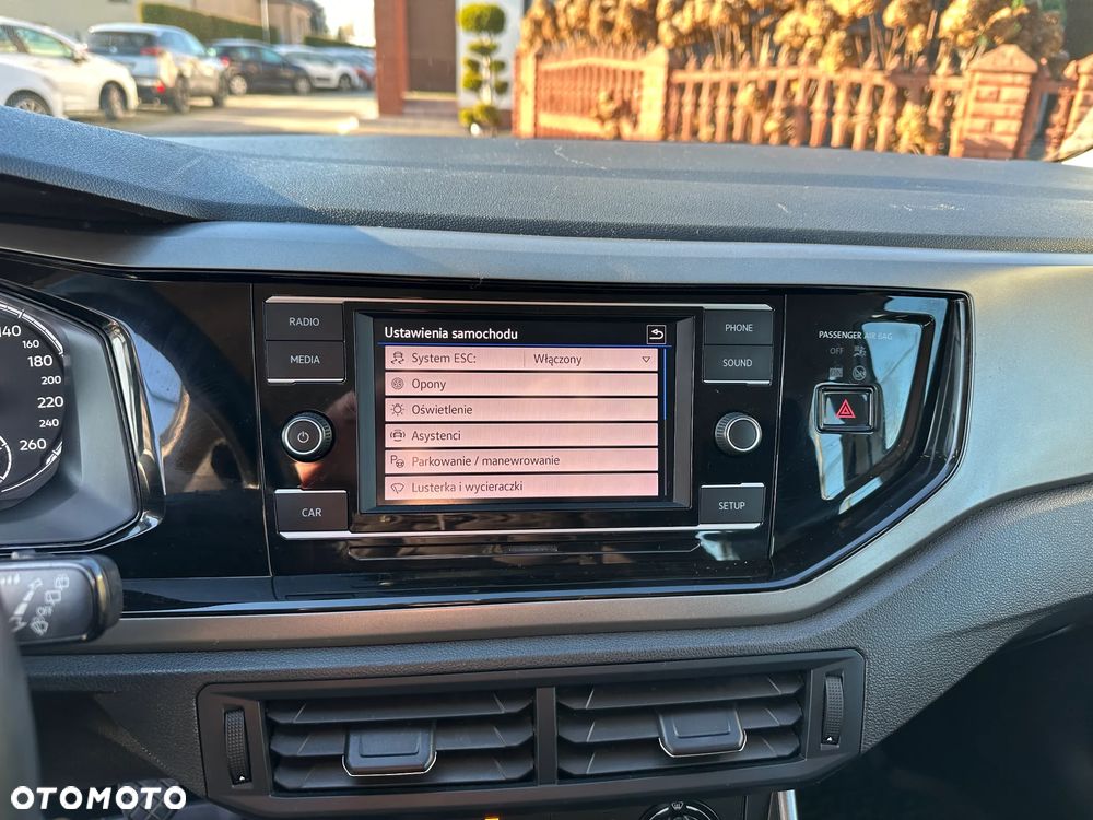 Volkswagen Polo - 14