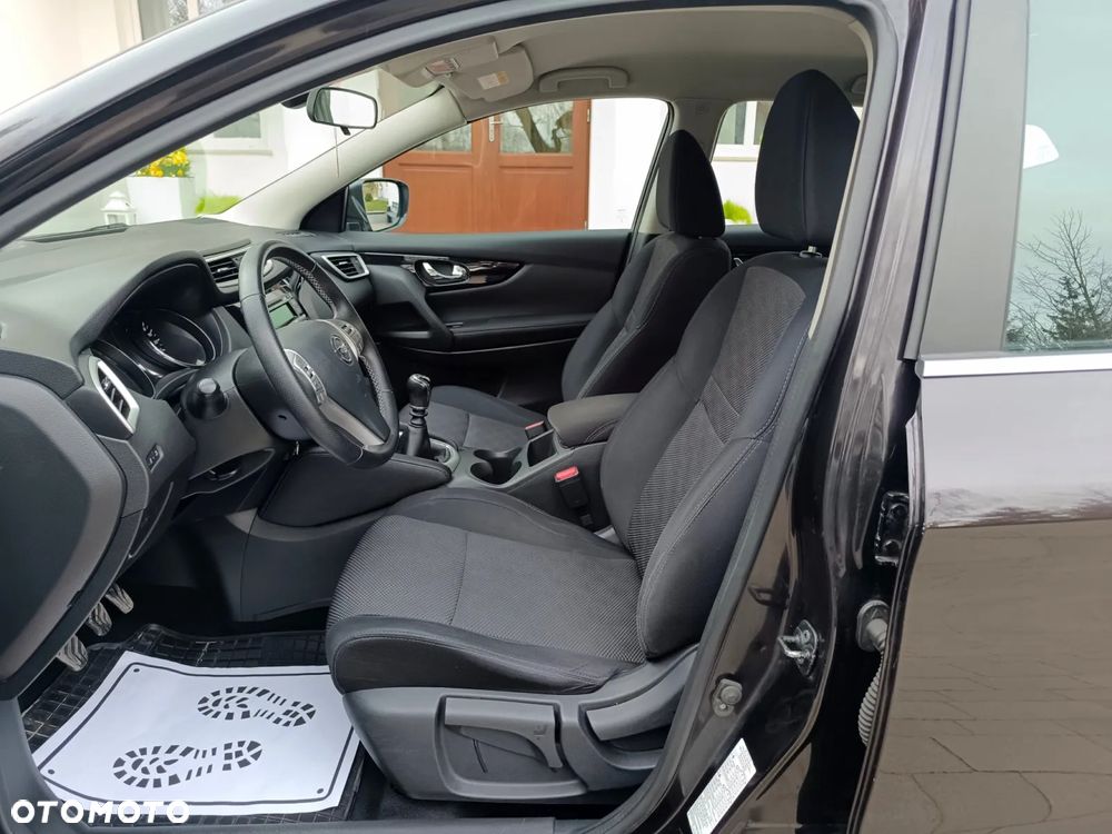 Nissan Qashqai 1.2 DIG-T Visia - 26