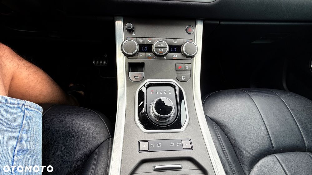 Land Rover Range Rover Evoque TD4 SE Dynamic - 28