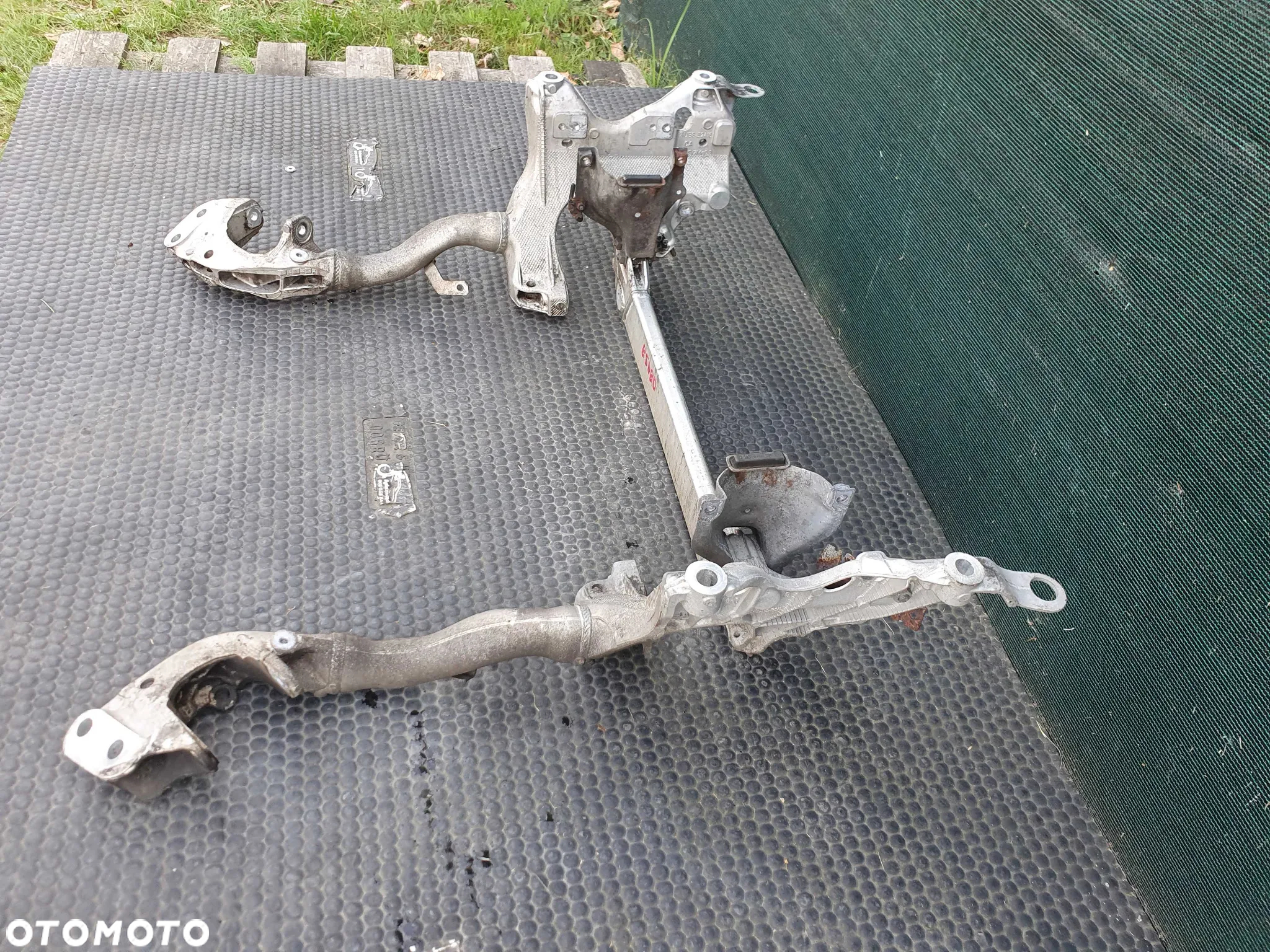 Sanki 8T0399315J Belka Wózek Zawieszenia Trawers Przod Przednia Audi A4 B8 A5 8T - 24