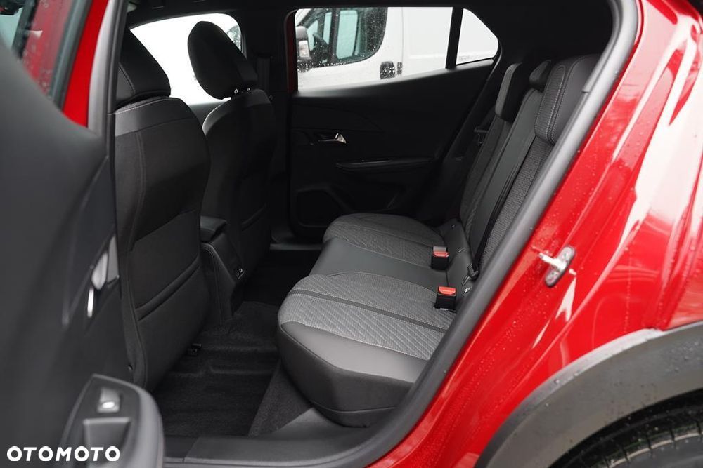 Peugeot 2008 - 9